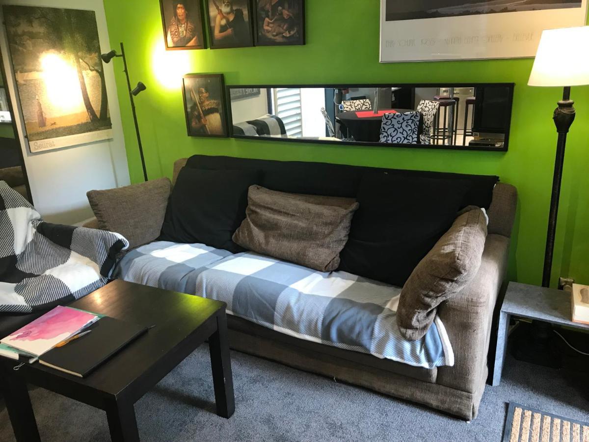 Pryor Haven Chalet Green Retreat In A Lovely Place Christchurch Extérieur photo